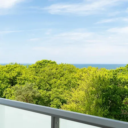 Апартаменты Your Holidays Aquamarina Onyx 84 *