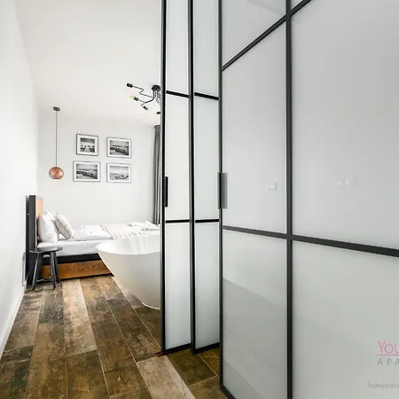 Your Holidays Aquamarina Onyx 84 *